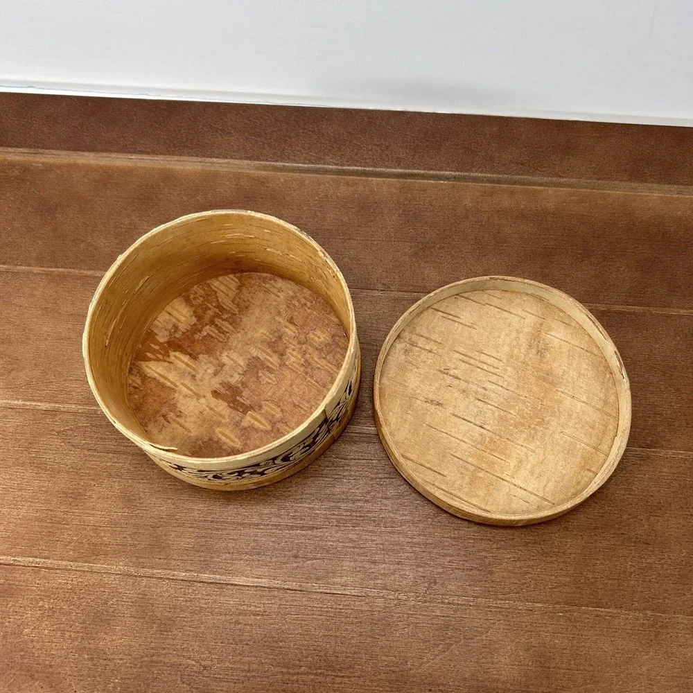 Vintage‎ Yelabuga Russia Handcrafted Round Cork Trinket Jewelry Box